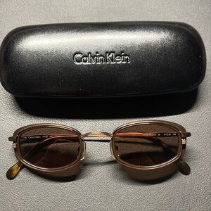 Calvin Klein 141S vintage sunglasses made in Italy 90'